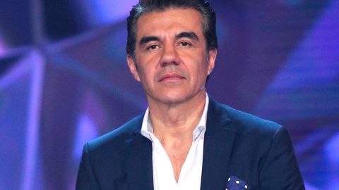 Adrián Uribe.