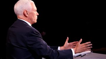 Pence se enfrentó este miércoles a Kamala Harris en debate vicepresidencial.