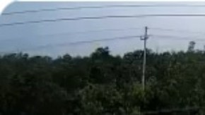 El jefe de guardias se dirigía a su casa.