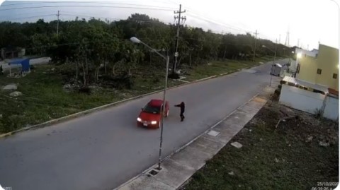 El jefe de guardias se dirigía a su casa.