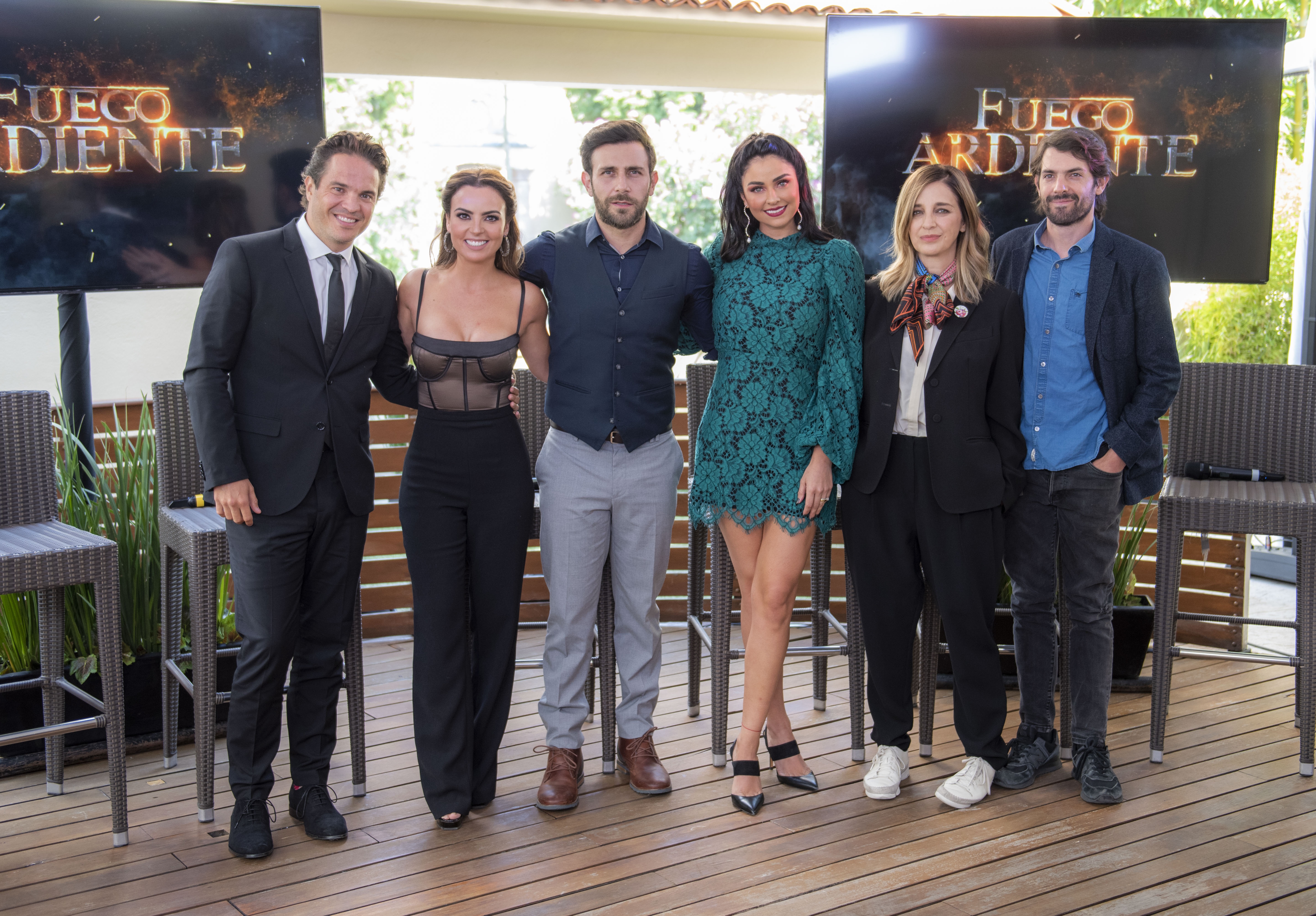 Elenco de 'Fuego Ardiente'