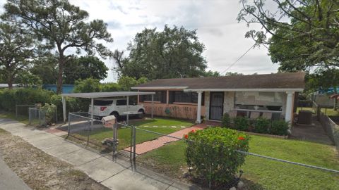 Los hechos ocurrieron el domingo por la mañana en esta casa de Miami.