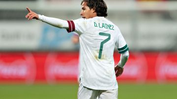 Diego Lainez marcó su primer gol como seleccionado.