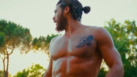 Can Yaman en "Pájaro Soñador" de UniMás.