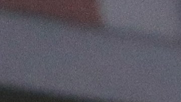 Esta de una de las 400 casillas oficiales del condado de LA. Tienen un color distintivo para ser reconocidas por la comunidad.