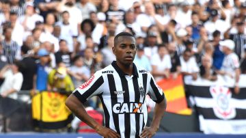 Robinho no podrá terminar su carrera en el Santos.