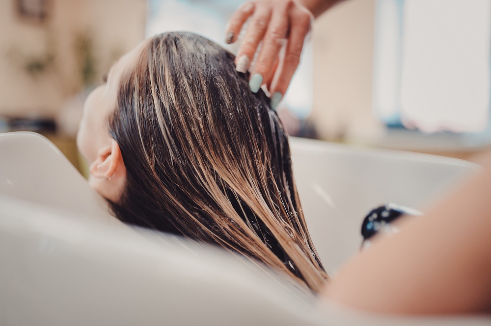 Los 4 mejores shampoos que protegen el cabello teñido con mechas y retienen el color por más tiempo
