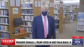 El presidente Donald Trump a su llegada al centro de votación de Palm Beach.