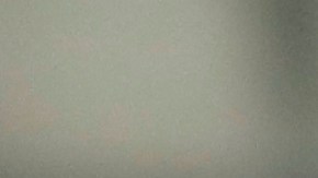 Carlos Zambrano disputa un balón con Neymar.