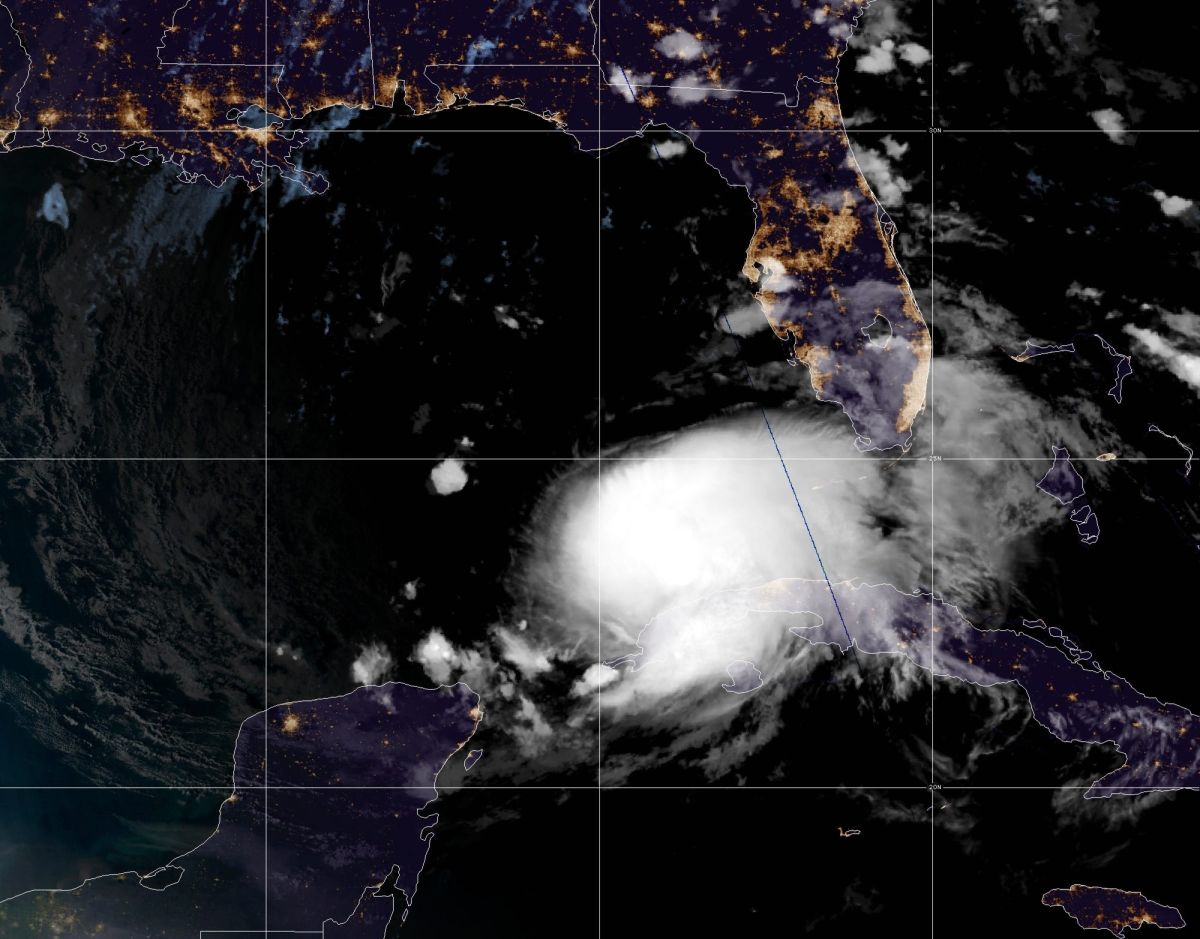 La inusual trayectoria de la tormenta Eta que podría golpear a Florida