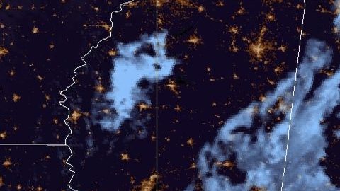La tormenta ETA golpea con fuertes vientos y lluvias el oeste y centro de Florida.