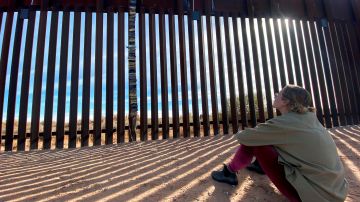 El muro solo está presente en 400 millas de las 1,954 que comprenden la frontera.