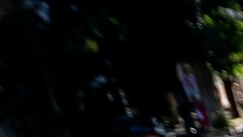 Maradona abandona la Clínica Olivos de Buenos Aires.