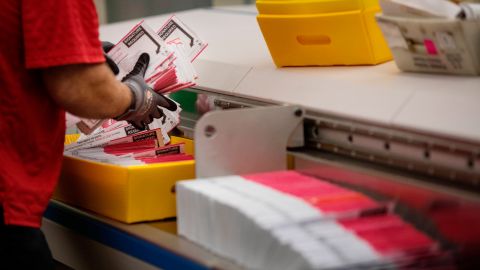 100 millones de personas votaron por anticipado en todo el país.