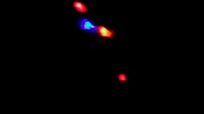 Ocupantes y activistas se enfrentaron a la Policía la noche de Thanksgiving.