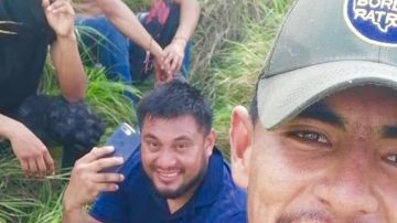 Alfonso Nieto y otros migrantes en la frontera México-EEUU