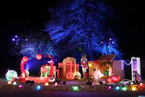 The Elf on the Shelf's Magical Holiday Journey llega para salvar la Navidad