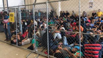 Así lucía por dentro el centro de detenciones de migrantes en McAllen, Texas.