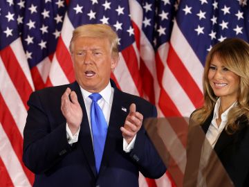 Trump dio un discurso de victoria pese a que faltan votos por contar.
