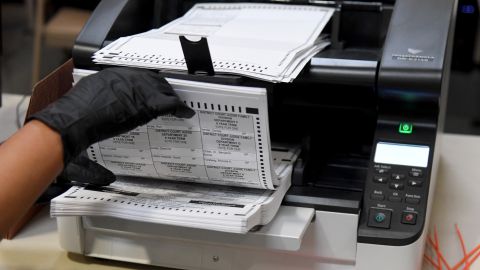 Muchos estados debieron hacer recuentos de votos.