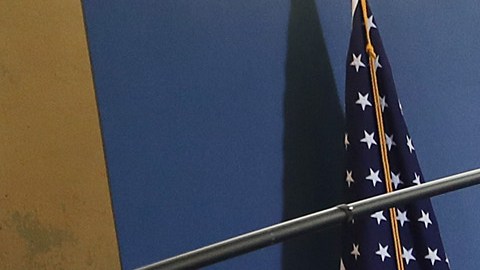 Biden apuesta en público por seguir adelante con la Ley Héroes.