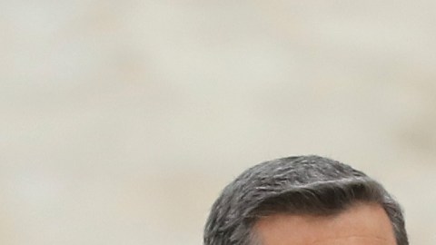 Xavier Becerra, Hilda Solís, Alejandro Mayorkas y Tom Pérez son algunos de los nombres que mencionan.