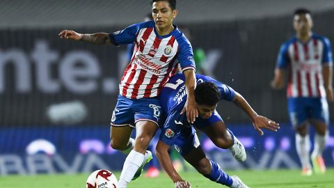 CORREN JUGADORES CHIVAS