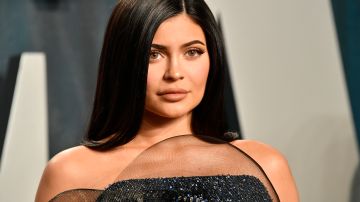Kylie Jenner lució un enterizo de piel que quitó el aliento a sus seguidores.