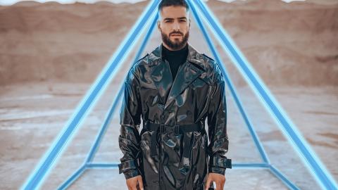 Maluma presentó a su ahijado Máximo en redes sociales.