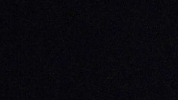 María León es una profesional en el arte del tubo.