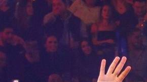 Pepe Aguilar junto a sus hijos Ángela y Leonardo.