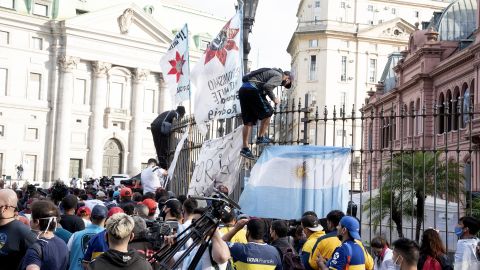 fans maradona casa rosada