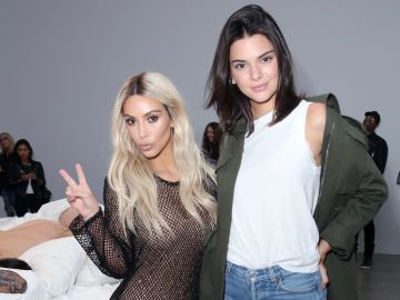 Kim Kardashian y Kendall Jenner.