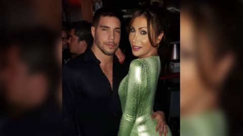 La pareja lleva una relación sólida ya que, incluso, el marido se había tatuado el nombre de la víctima en su cuerpo.