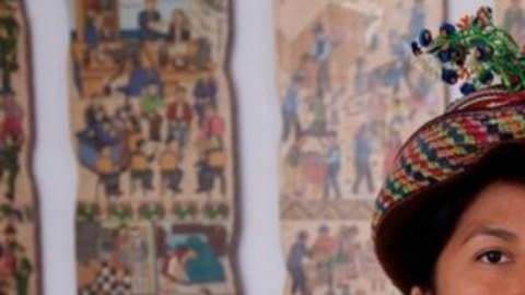 Venuca Evanán es una de las artista de la nueva generación de las Tablas de Sarhua.