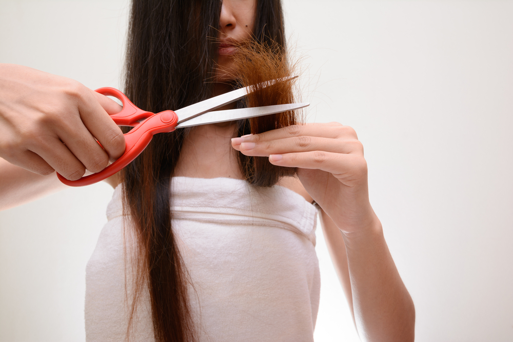 Oír de Competencia Aplicable No cortes tu pelo! Estos son los tratamientos para acabar con el cabello maltratado y puntas abiertas - La Opinión Oír de Competencia Aplicable No cortes tu pelo! Estos son los tratamientos para acabar con el cabello maltratado y puntas abiertas - La Opinión