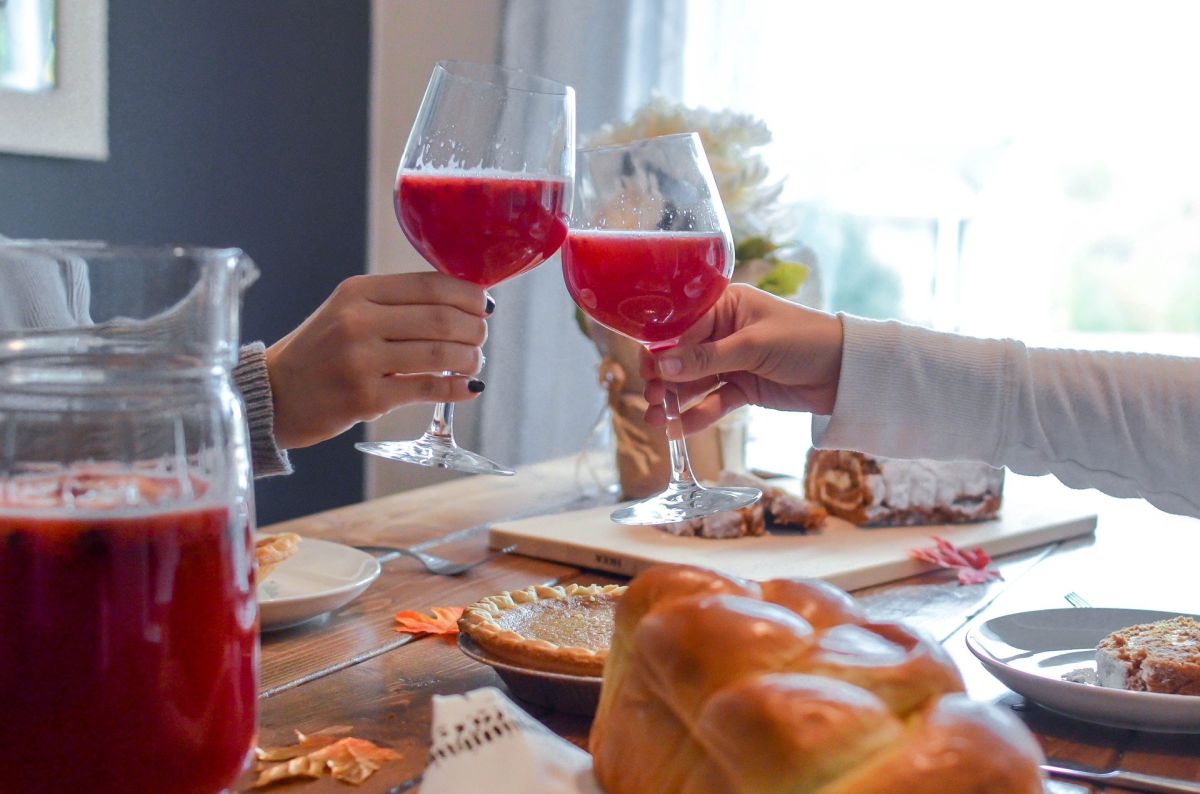 Este año hay una gran diversidad de opciones para celebrar la cena de Acción de Gracias fuera de casa. 