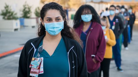 En el condado, los latinos llevan más del doble de las muertes que han registrado los residentes blancos.