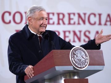 AMLO asegura que no volverá a pasar apagón de luz.