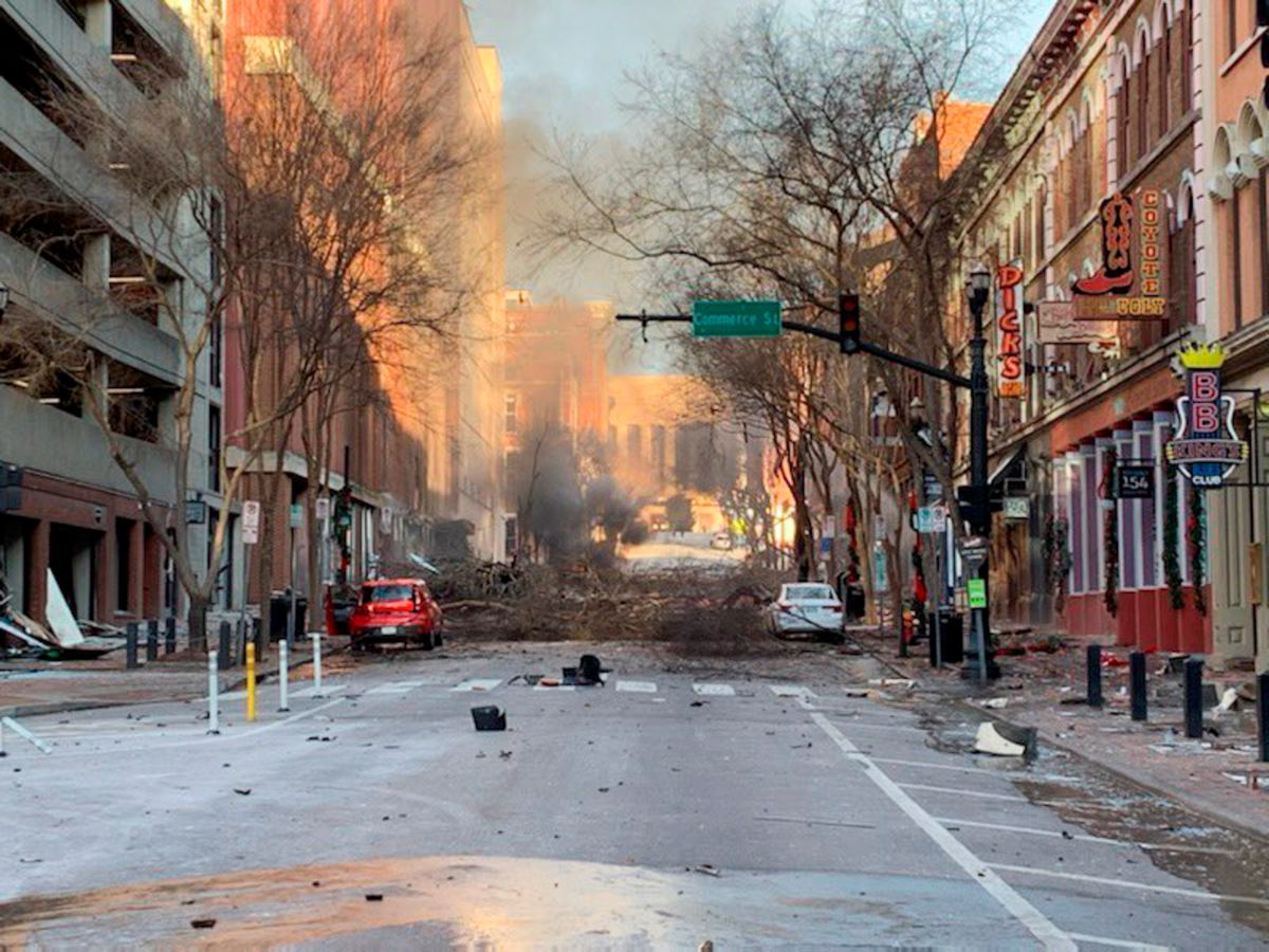 La policía de Nashville cree que la explosión fue intencional.