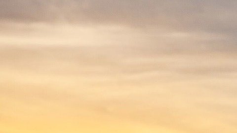 Migrantes que intentan cruzar la frontera son reclutados por carteles para sus actividades ilícitas.