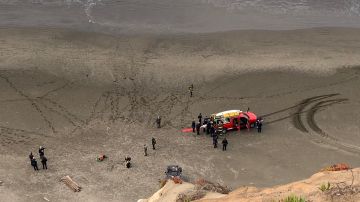 El auto aterrizó sobre Ocean Beach, en San Francisco.