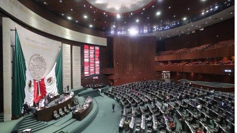 Diputados en México aprueban regulación de agentes extranjeros.