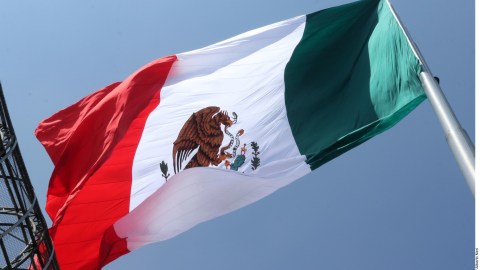 Los 5 desafíos para México en este 2021: salud, economía, migración, política y seguridad.