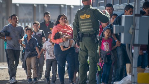 La Administración Trump endureció las reglas de asilo.
