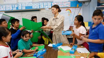 Estudiantes de escuelas primarias de California podrán volver a las aulas muy pronto.