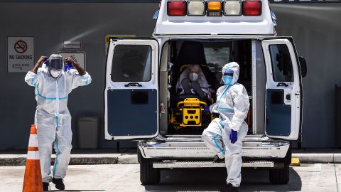 Las muertes en los hospitales de San Diego están colapsando las morgues.