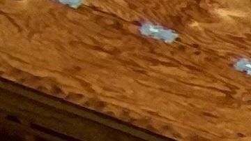 Las casas de lujo como esta en obra en Culver City, Los Ángeles, dominan la oferta de vivienda.