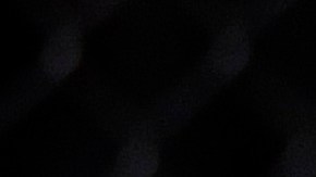 Brandon Moreno conecta al campeón Deiveson Figueiredo en el UFC 256.