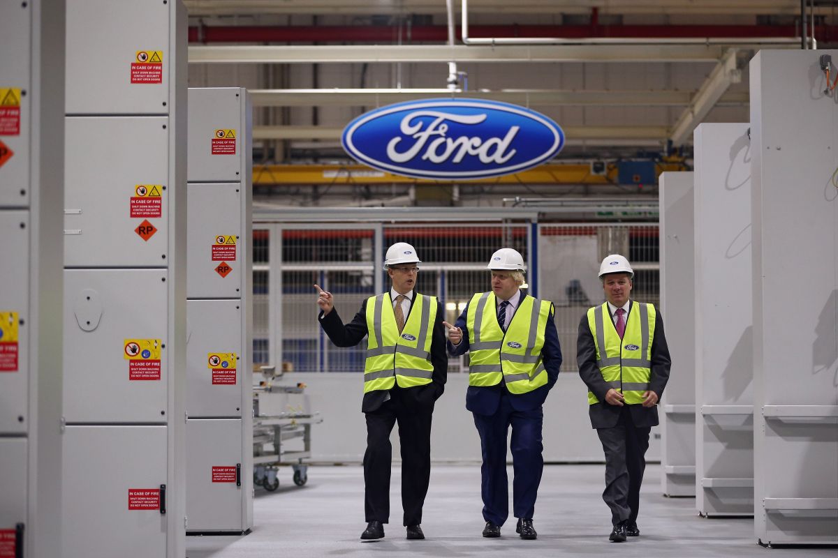Pese a la adversidad, los empleados de Ford con más de un año de antigüedad seguirán recibiendo el 75% de su salario bruto.